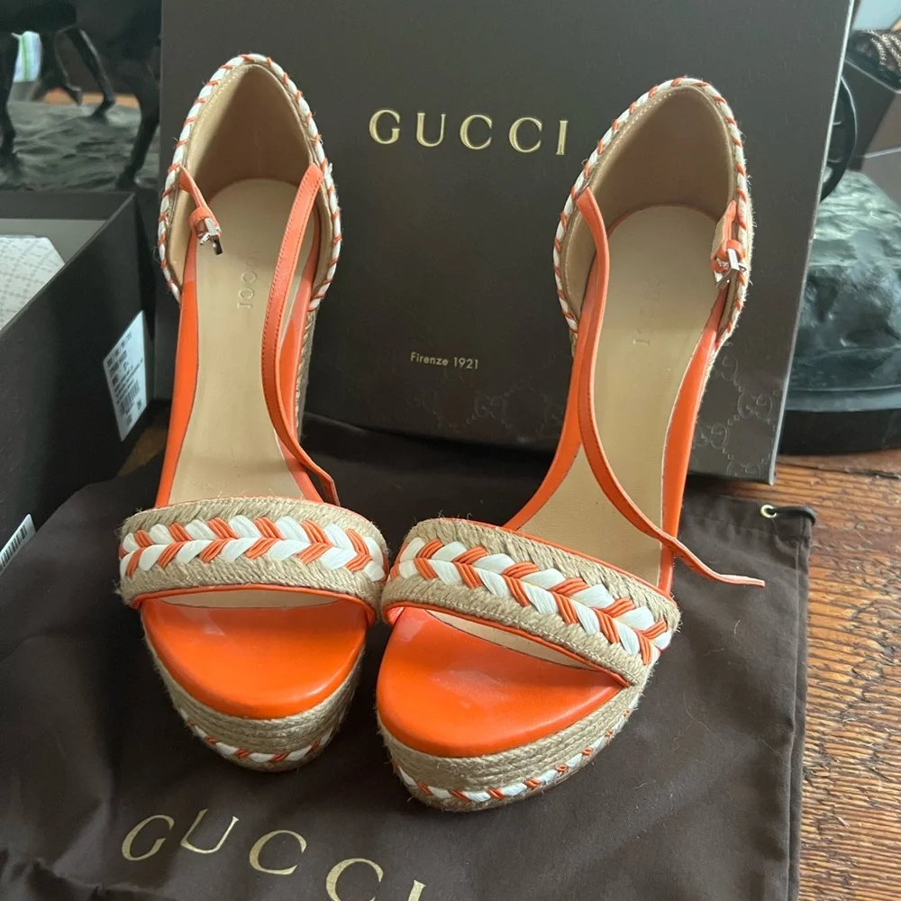 Gucci Women's Vibrant Orange and Cream Platform Sandals